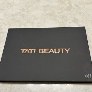 Tati Beauty Volume 1 palette
